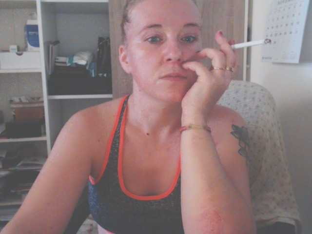 Емитувани слики од екранот lorenarubia