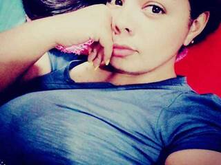 Еротски видео разговор MarieMoore