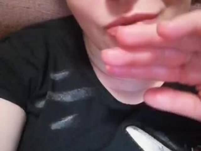 Емитувани слики од екранот Marruv