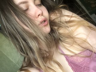 Еротски видео разговор MarryJane1