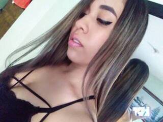 Еротски видео разговор Martinamayers