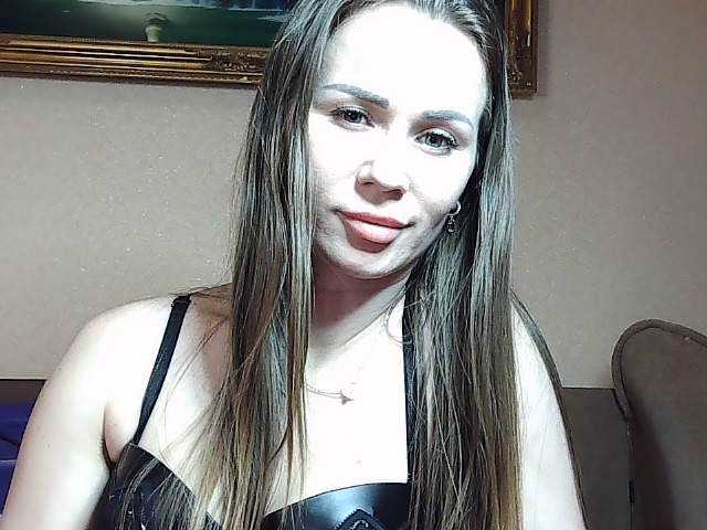 Емитувани слики од екранот LoveLoveKira