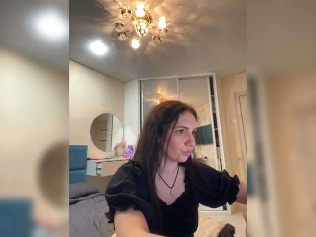 Емитувани слики од екранот Kris_kiskis