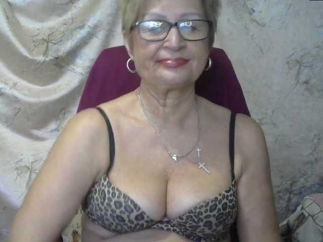 Фотографии MatureLissa Who wants to see mature pussy ? pls for @total English and German