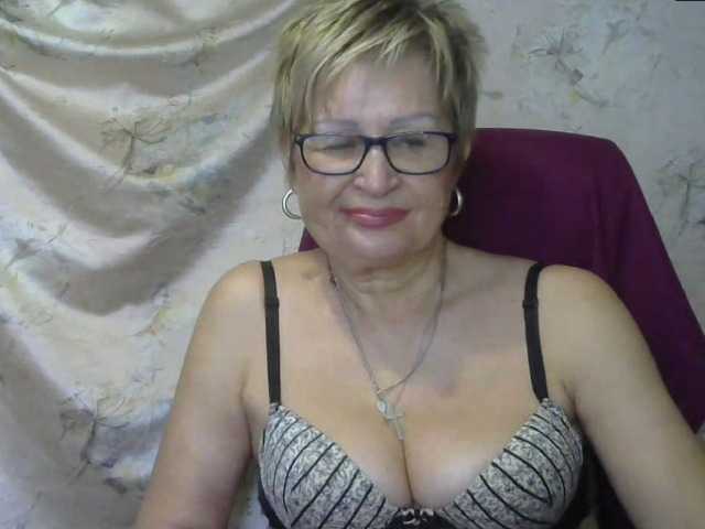 Фотографии MatureLissa Who wants to see mature pussy ? pls for @total English and German