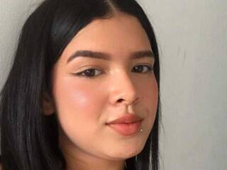 Еротски видео разговор MavisKiut