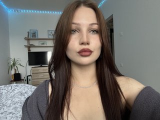 Еротски видео разговор MaximaWoodworth