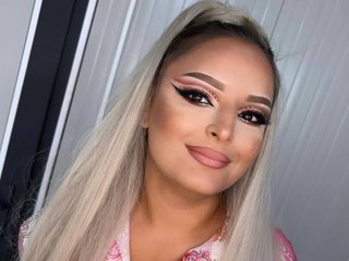 Еротски видео разговор MayaBlush