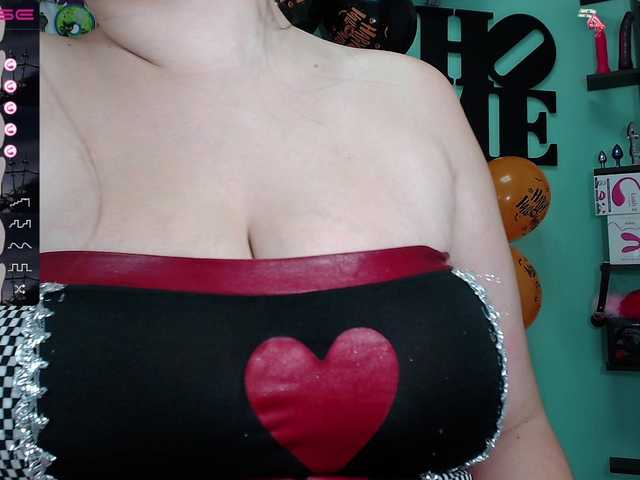 Емитувани слики од екранот Mayajohnson1