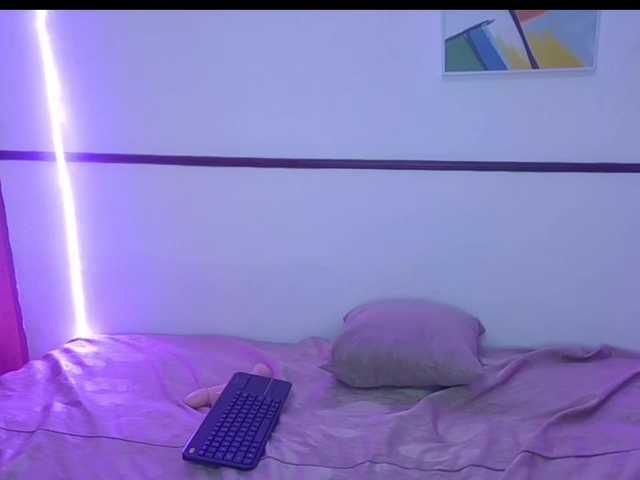 Емитувани слики од екранот Mayte1