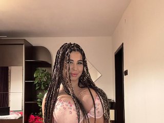 Еротски видео разговор MegaBoobsDee