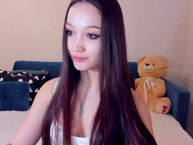 Фотографии meganroose Hey guys! I am NEW and today is a magical day to fuck and have fun together #latina #teen #bigboobs #cum