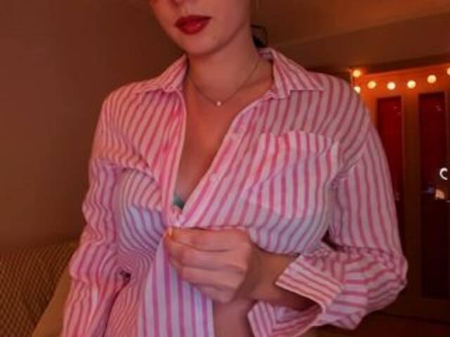 Емитувани слики од екранот MeguminX