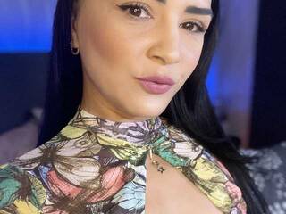 Еротски видео разговор MelaniaSpike