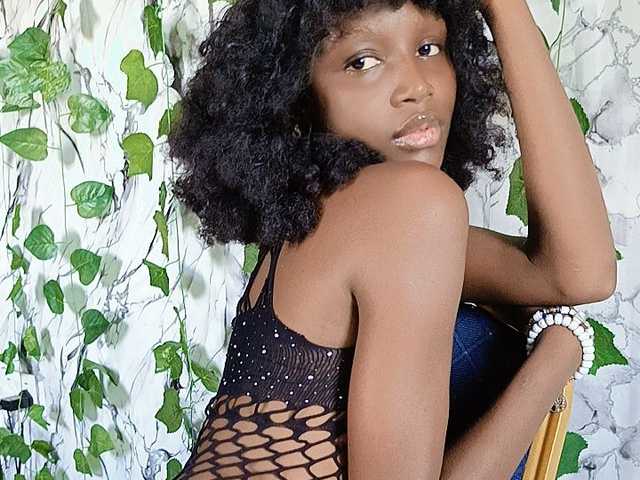 Фотографија на профилот Melaninqueen
