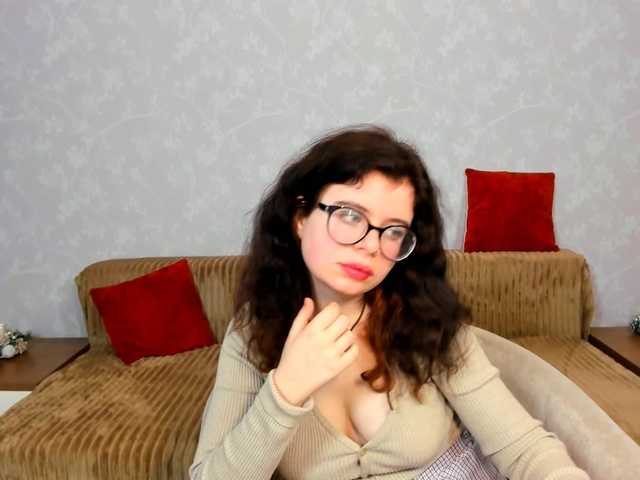 Емитувани слики од екранот MelisaBard