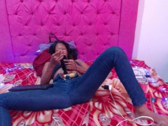 Емитувани слики од екранот melisasugar