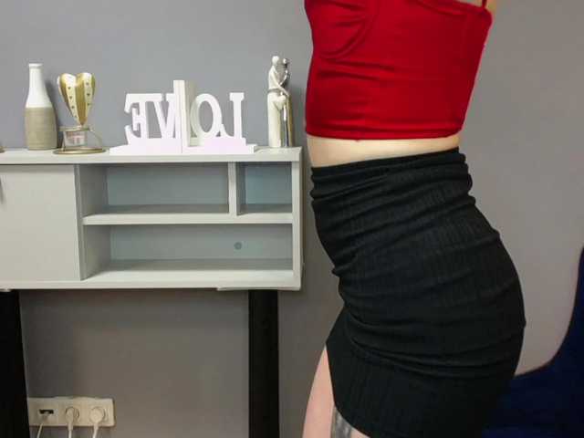 Емитувани слики од екранот MelissaErotic