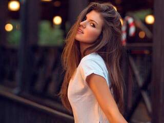 Еротски видео разговор MelodyDean