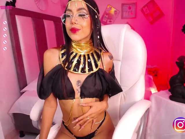 Фотографии MelyTaylor ❤️hi! i'm Arlequin ❤️enjoy and relax with me❤️i like to play❤️⭐ lovense - domi - nora ⭐ @remain Toy in my hot and wet pussy with fingers in my ass, make me climax @total