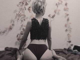 Еротски видео разговор Meow-Jessica