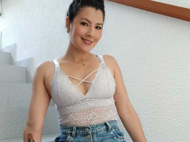 Фотографија на профилот merlinaa-adams