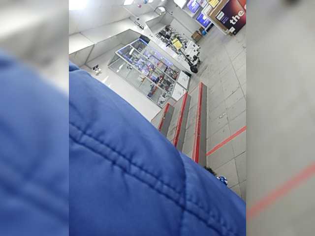 Емитувани слики од екранот MerlyMargin