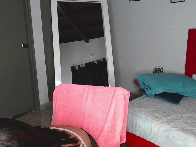 Емитувани слики од екранот Merlyn-jimene