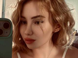 Еротски видео разговор MerriiiRosalee