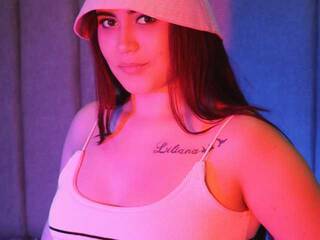 Еротски видео разговор Mia-Monroe