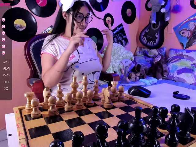 Емитувани слики од екранот mia-tornner