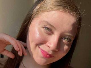 Еротски видео разговор MiaaCeleste