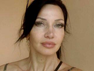 Еротски видео разговор MiaAmour