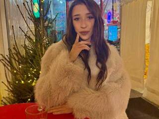 Еротски видео разговор Miakhaliifa