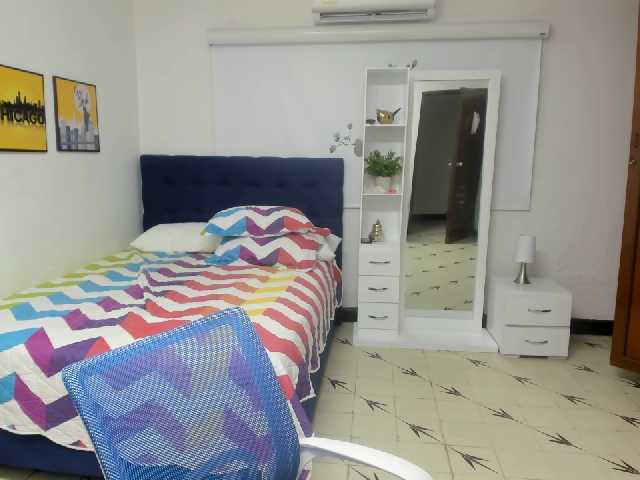 Емитувани слики од екранот Michell5555