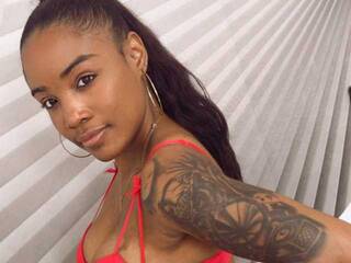 Еротски видео разговор michellEevans