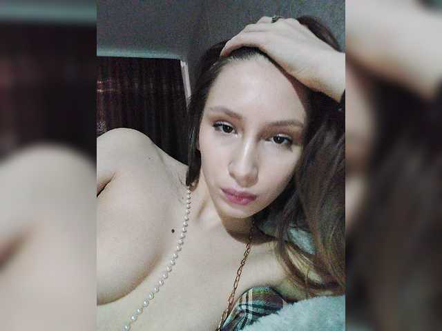 Емитувани слики од екранот MichikoSan