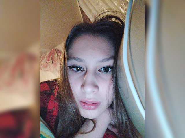 Емитувани слики од екранот MichikoSan