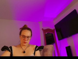 Еротски видео разговор Mickekim