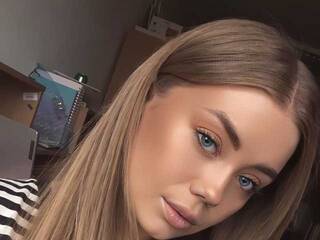 Еротски видео разговор MilaFantasy