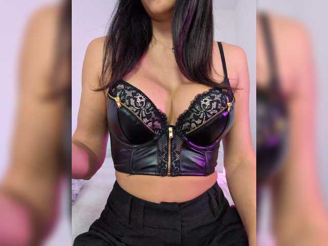 Емитувани слики од екранот Milana_Milana