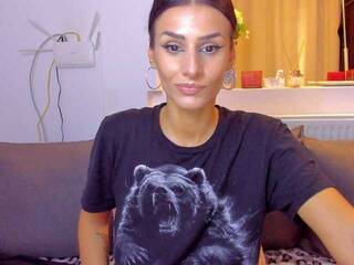 Еротски видео разговор Milfchelle