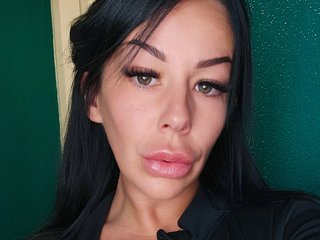 Еротски видео разговор Milfymaddy