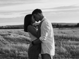 Еротски видео разговор milkycouple