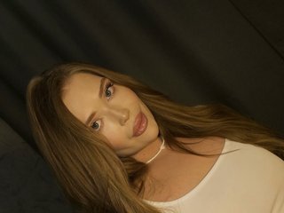 Еротски видео разговор MILLEDIUM