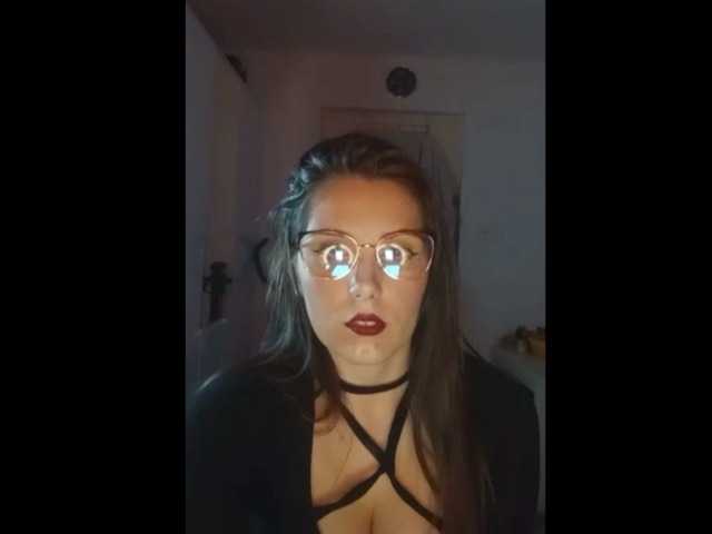 Емитувани слики од екранот MiraBOMB