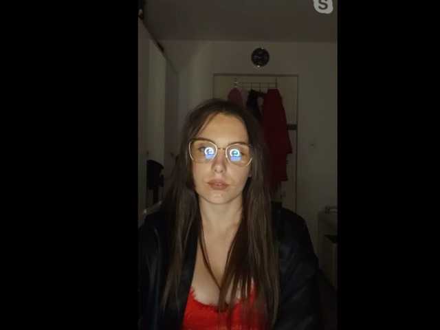 Емитувани слики од екранот MiraBOMB