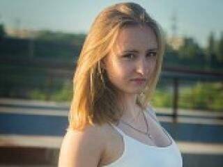 Еротски видео разговор miramiraa