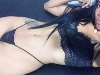 Еротски видео разговор mischarlote02