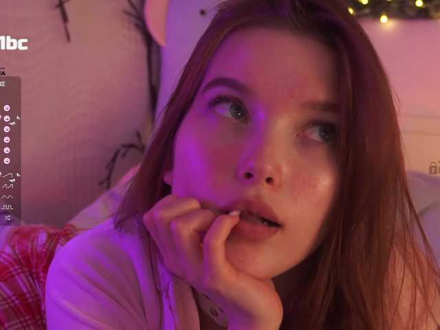 Емитувани слики од екранот _Q_